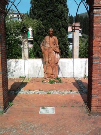 esterno biblioteca