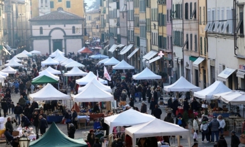 mercatino antiquariato