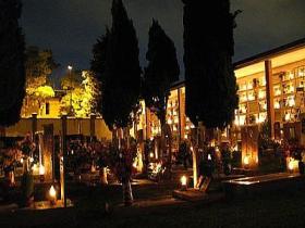 cimitero di notte