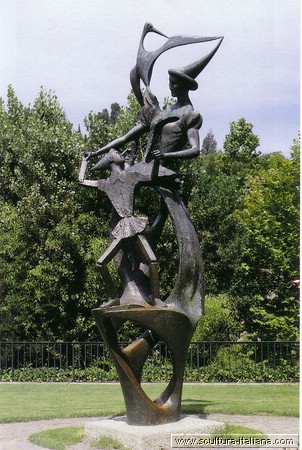 monumento a pinocchio e la fatina