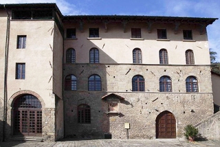 palazzo del podestà-ingresso gipsoteca